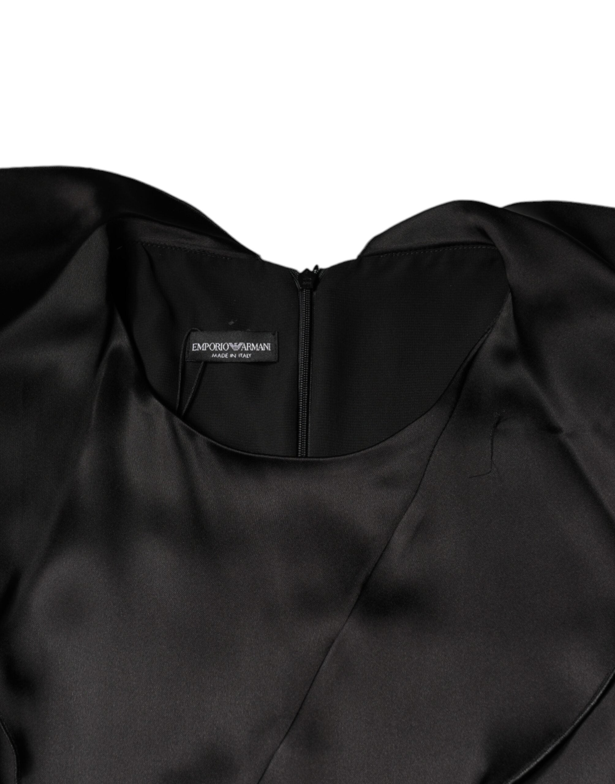 Rochie mini Emporio Armani neagră din satin, cu mâneci lungi, model șaibă