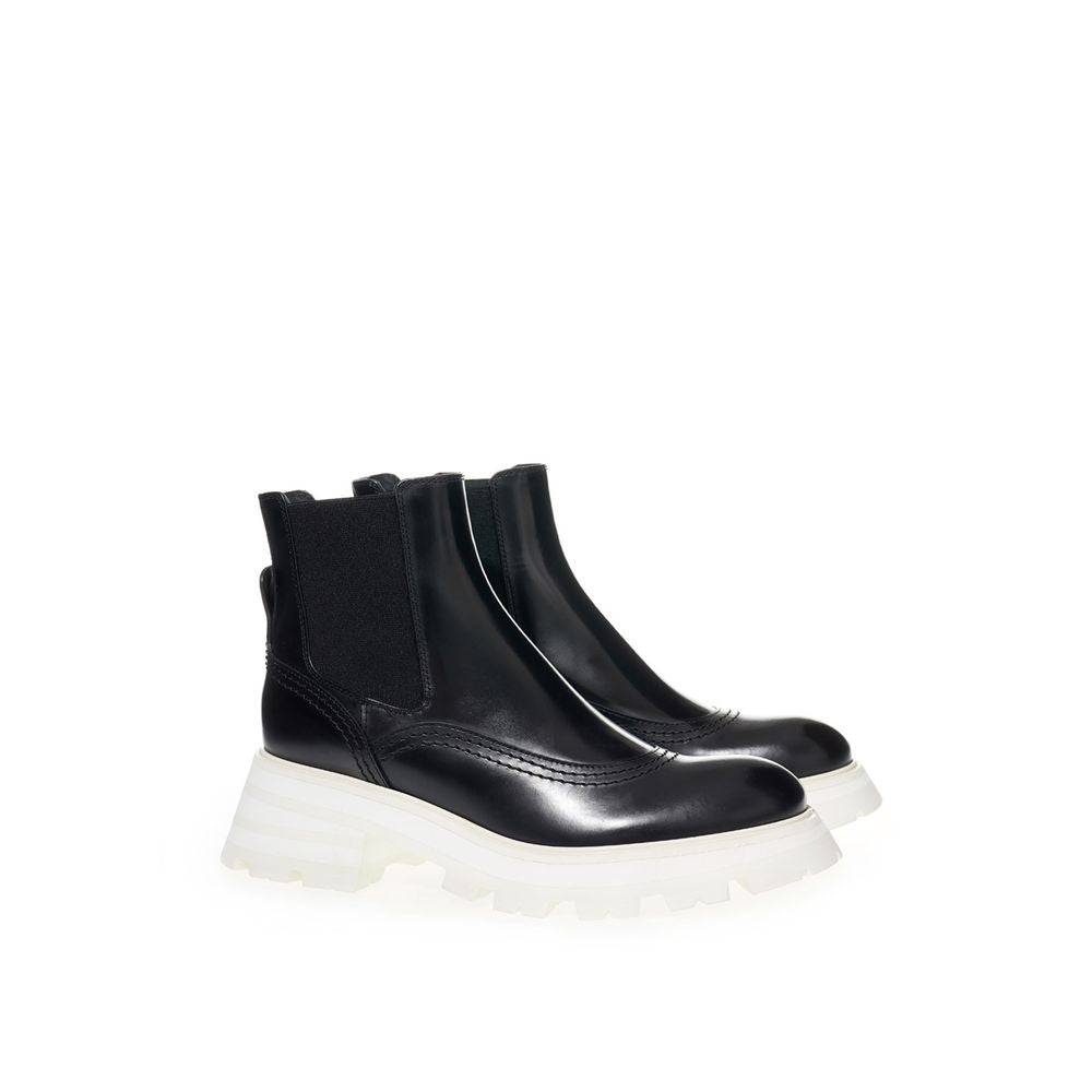 Alexander McQueen Black Leather Chelsea Boots